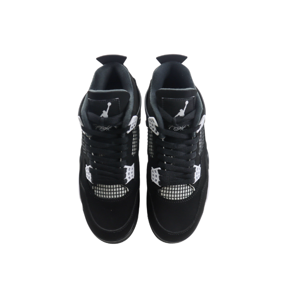 Air Jordan 4 "White Thunder"