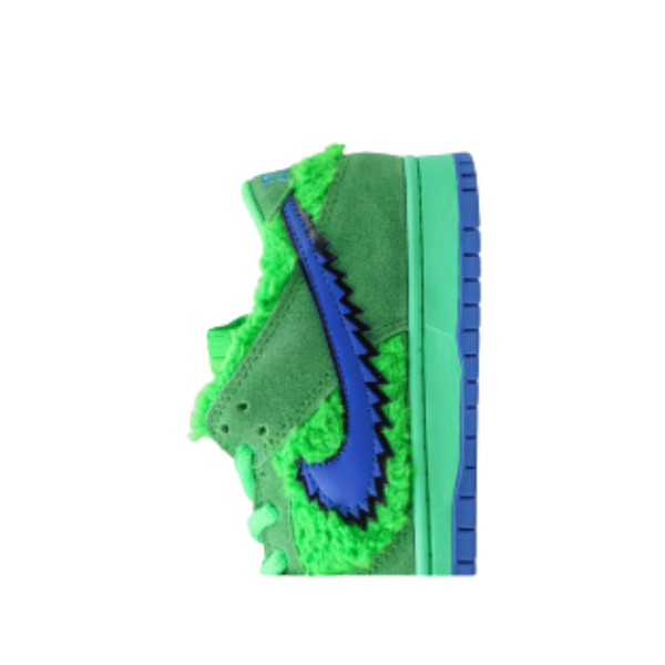 Nike SB Dunk Low x Grateful Dead