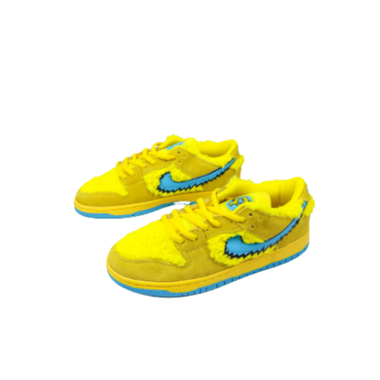 Nike SB Dunk Low x Grateful Dead