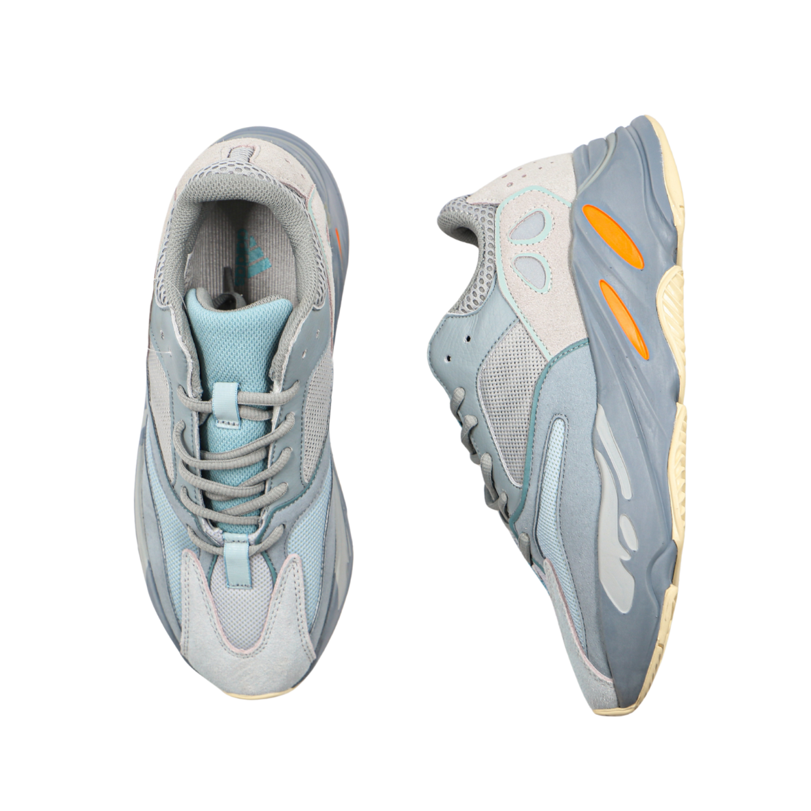 Yeezy Boost 700