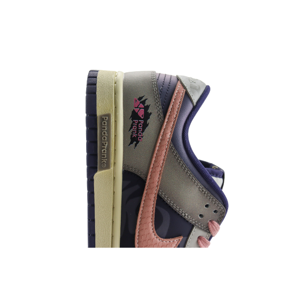 Nike Dunk Low "Panda Prank"