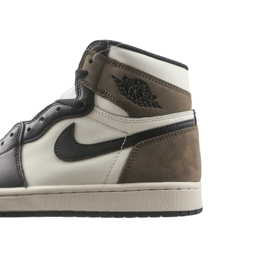 Air Jordan 1 Retro High OG “Dark Mocha”