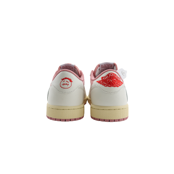 Nike Air Jordan 1 Low x Travis Scott "Sramežljivo roza"