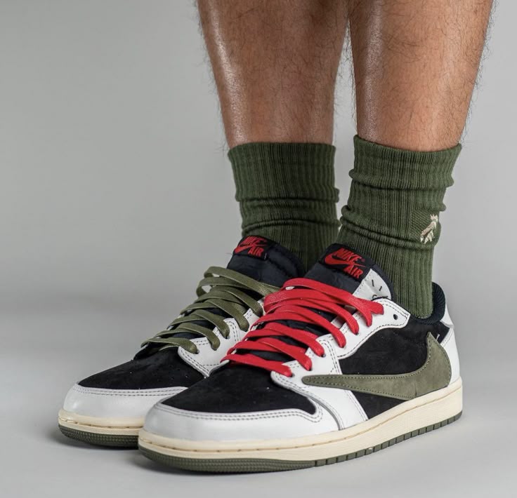 Nike Air Jordan 1