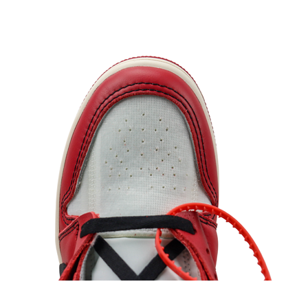 Off-white x Air Jordan 1 High “Chicago”