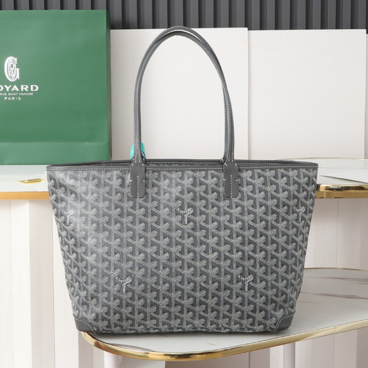 Goyard women bag