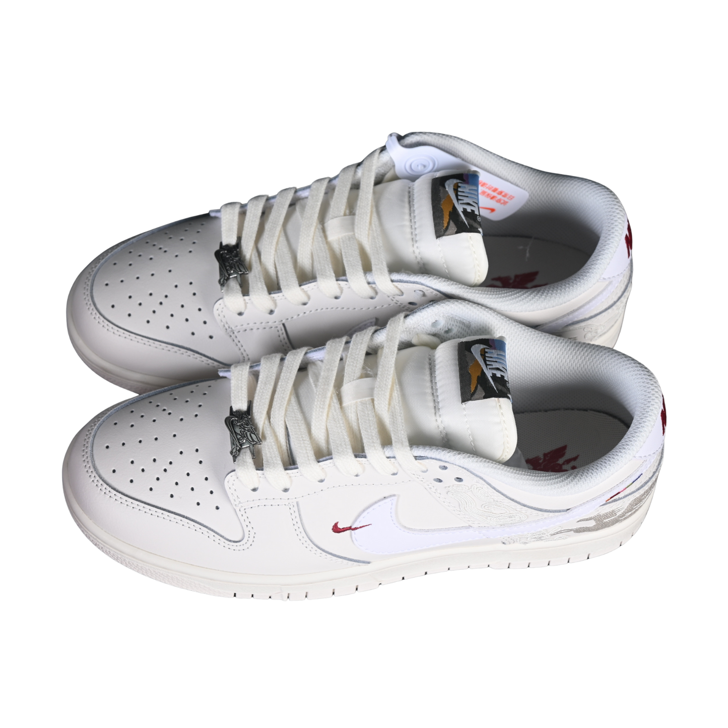 Nike SB Dunk Low "Year of the Horse" - Limited Editiion