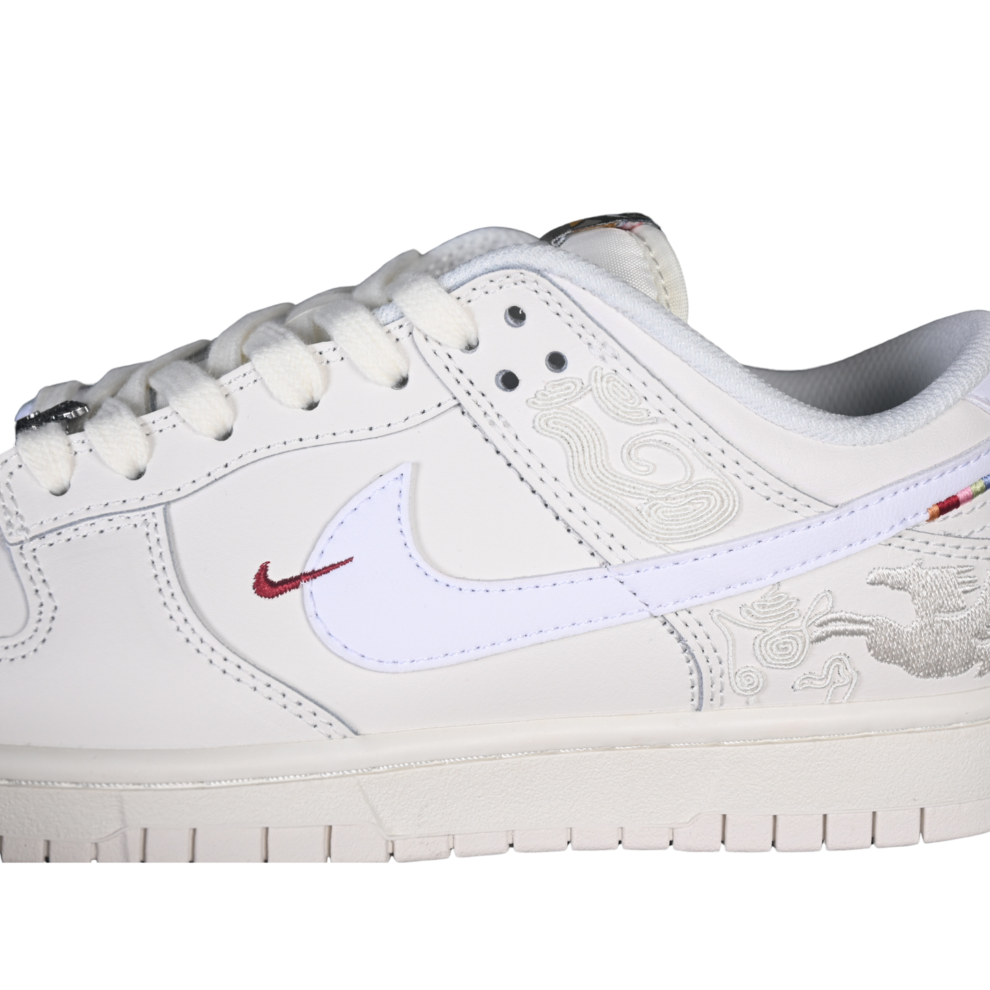 Nike SB Dunk Low "Year of the Horse" - Limited Editiion