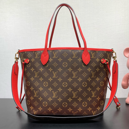 Louis Vuitton women bag