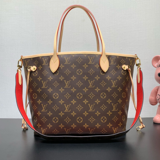 Louis Vuitton women bag