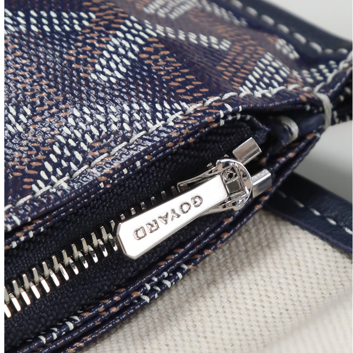 Goyard bag