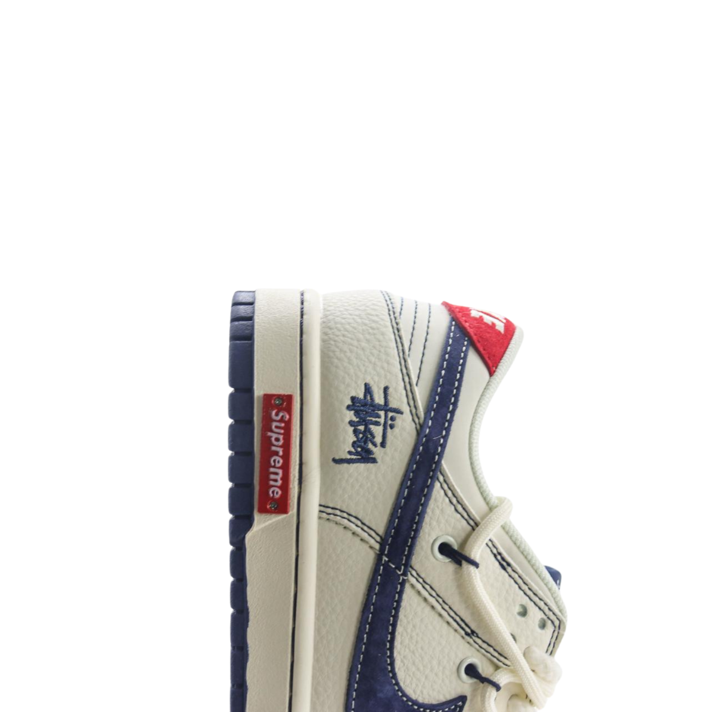 Nike Dunk Low x Stussy